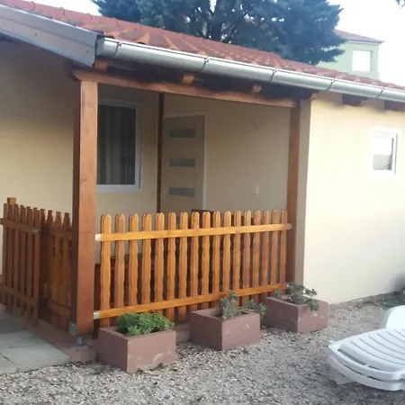 Apartmani Miluska Sveti Filip i Jakov Extérieur photo