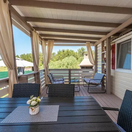 Apartmani Miluska Sveti Filip i Jakov Extérieur photo