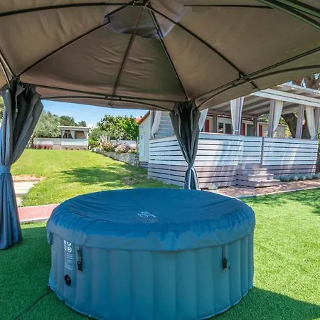 Apartmani Miluska Sveti Filip i Jakov Extérieur photo