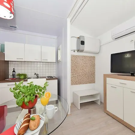 Apartmani Miluska Sveti Filip i Jakov Extérieur photo
