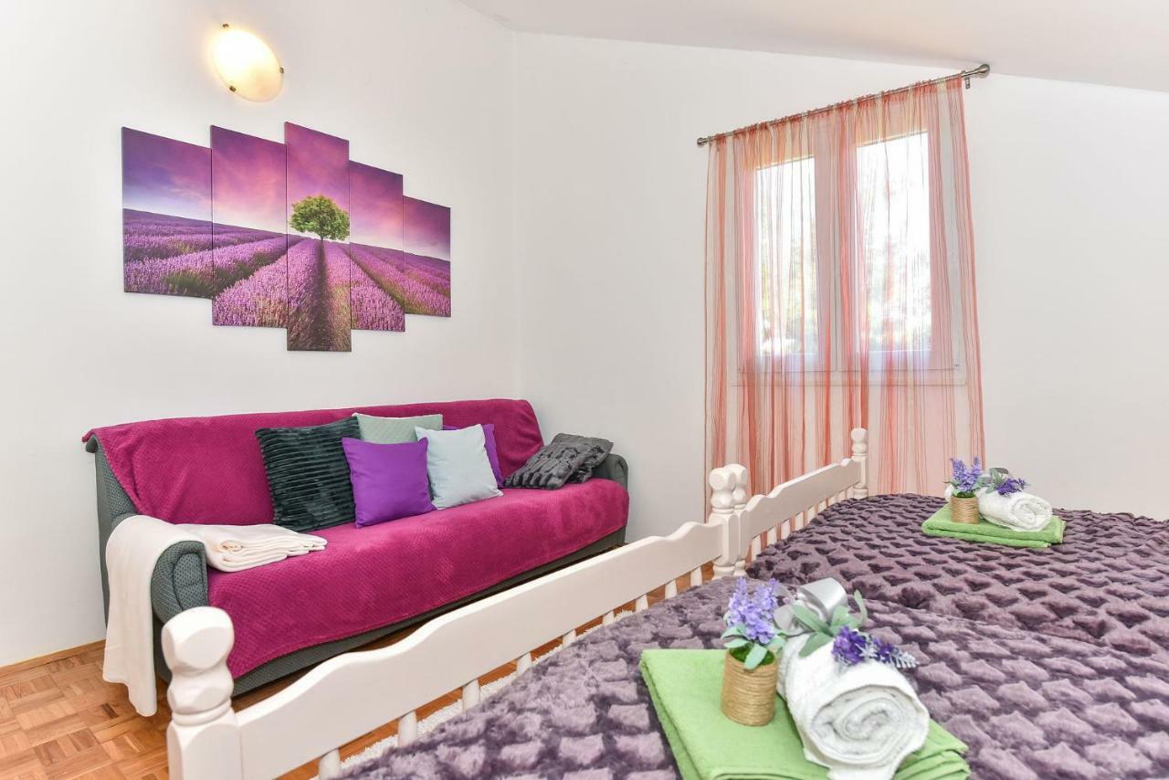Apartment Miluska Sveti Filip i Jakov